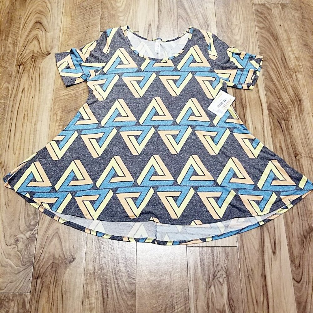 LuLaRoe Perfect T Swing Tunic L NWT Gray Geometric Triangle Blue Yellow Tee Top